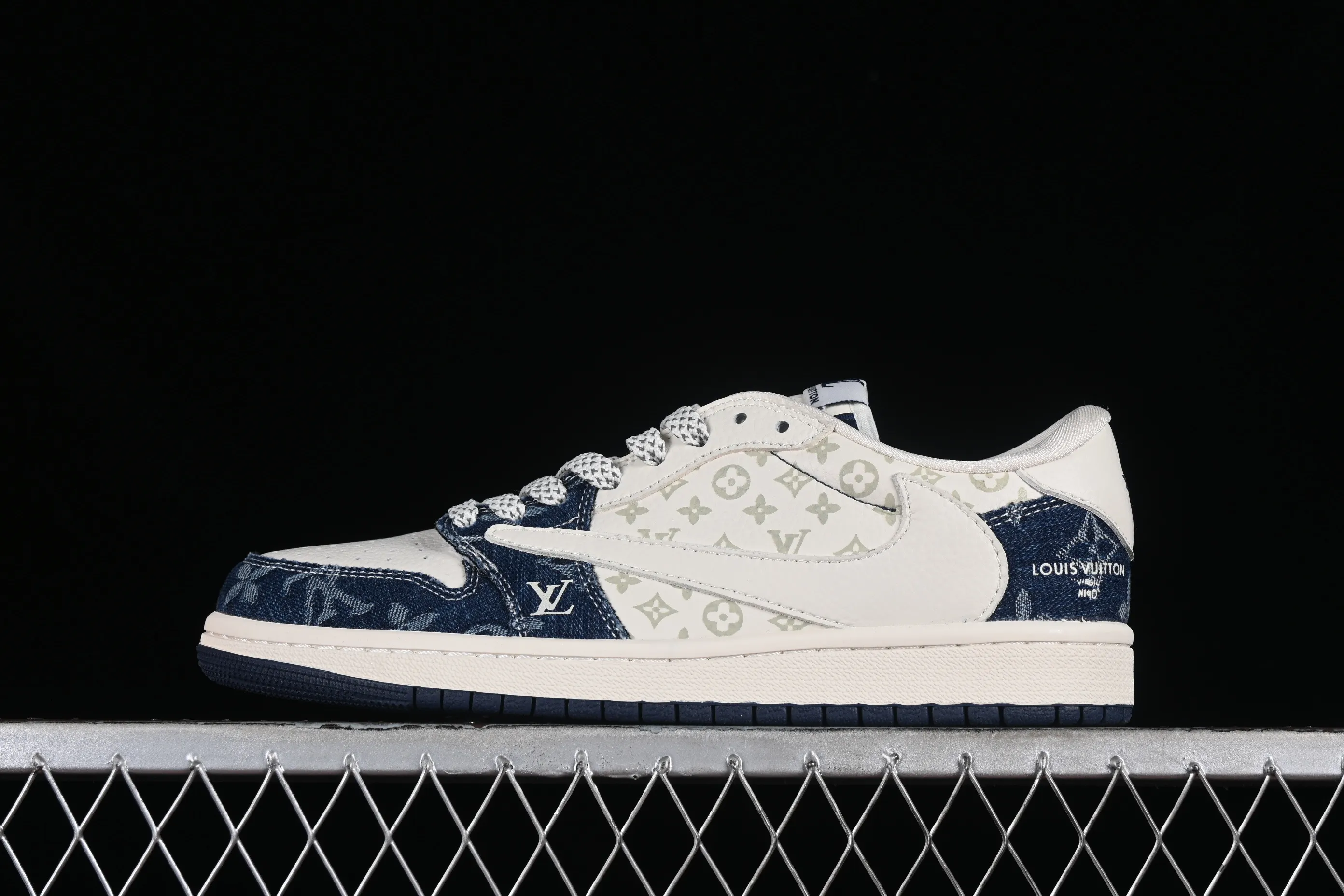 All categories Air Jordan Jordan series basketball shoes Air Jordan 1 Low High-end customized low-top sneakers Travis Scott x Fragment Design x Jordan Air Jordan 1 Low OG SP AJ1 Joe 1 LV joint-denim white hook low-top cultural casual sneakers SJ2068-003